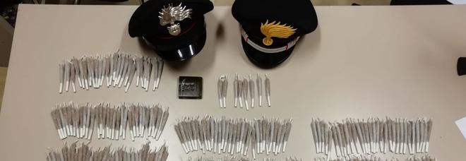 Aveva 400 dosi di hascisc in casa: 53enne arrestato dai Carabinieri