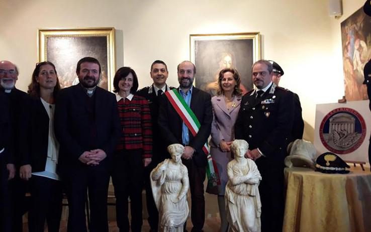 I Carabinieri di Firenze recuperano una scultura in marmo del XVI sec. trafugata nelle Marche