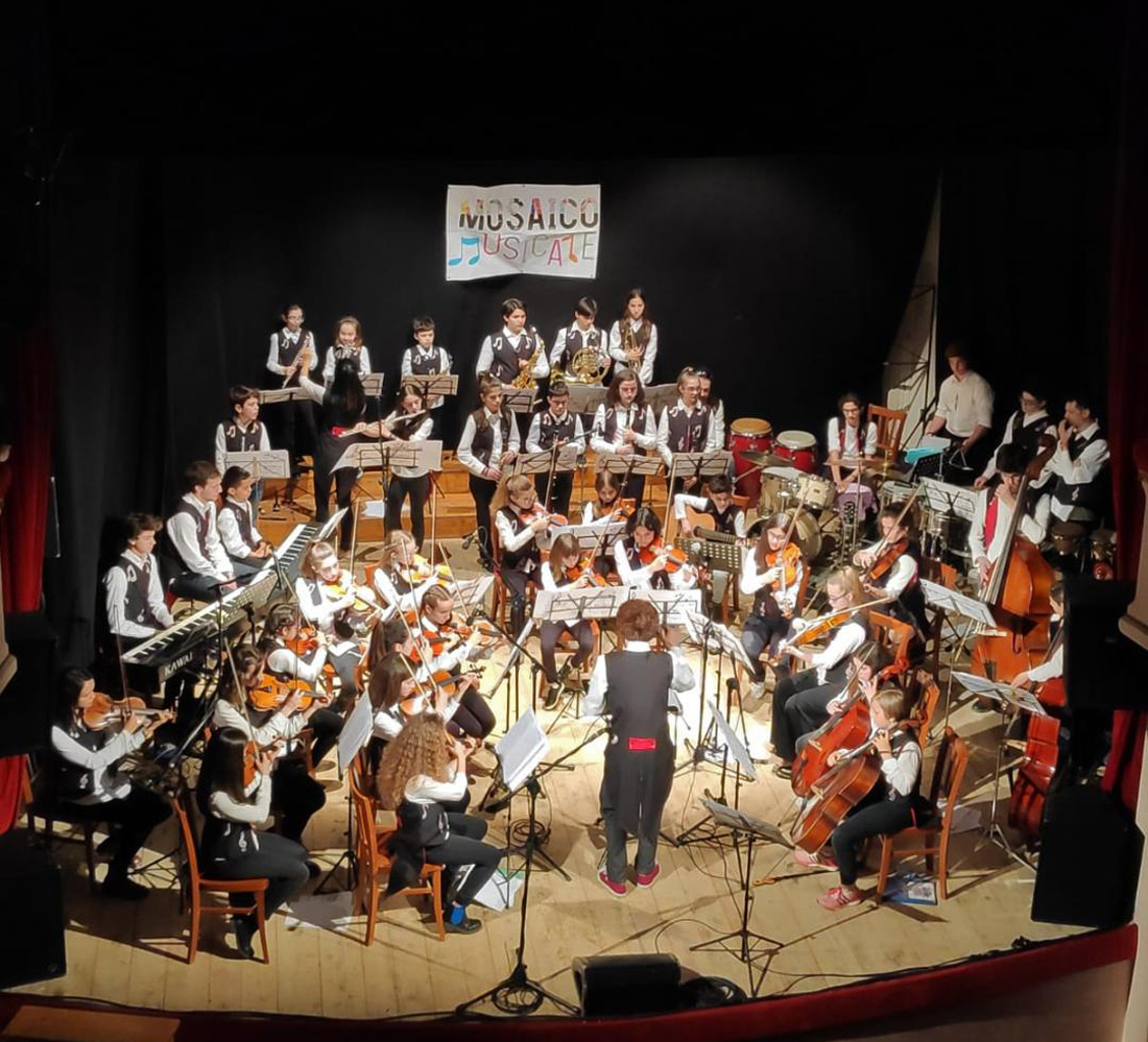 Teatro comunale di Cagli: arriva la “baby” Orchestra Mosaico Musicale