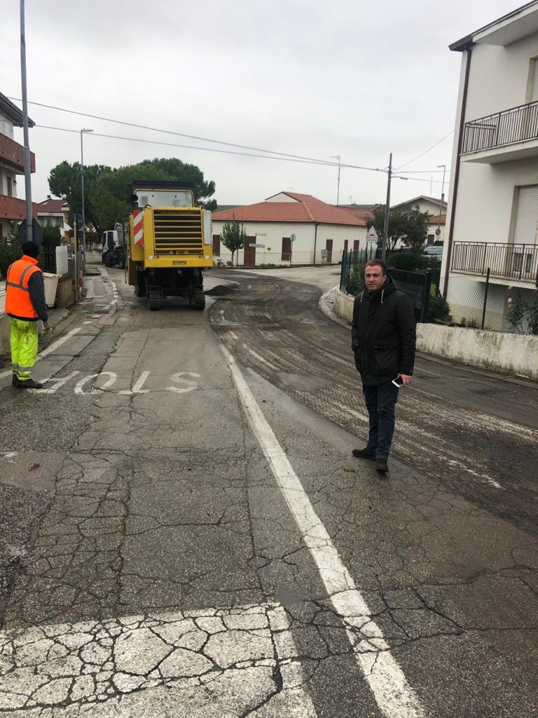 Giulianova. Continuano gli interventi di asfaltatura in Via Cupa e Via Prato