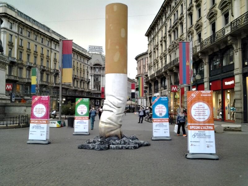 Salute. Lotta al fumo: a Milano entro il 2030 non si potrà più fumare all’aperto