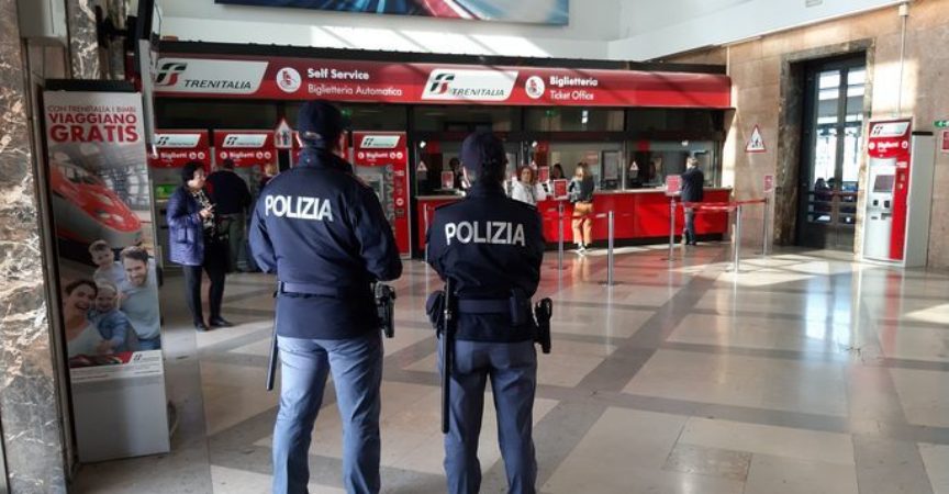 “Stazioni sicure” nelle Marche, in Abruzzo e in Umbria: la Polfer identifica 412 e rintraccia un minore