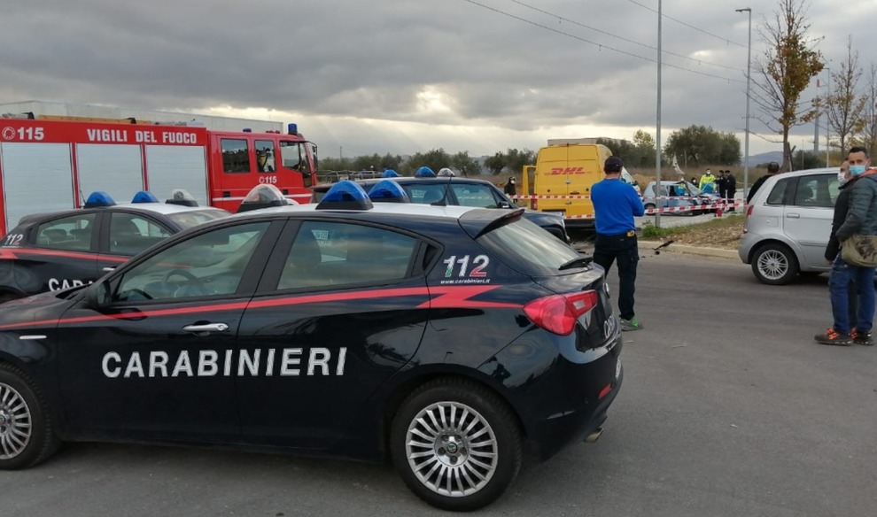 Città Sant’Angelo. Tragico incidente stradale tra auto e furgone: muore ragazzo di 22 anni