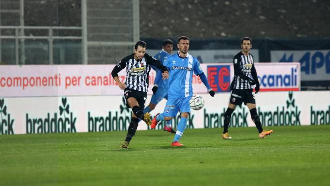 Calcio serie B. Ascoli-Pescara 0-2: male la prima di Rossi. Bene l’esordio  di Breda