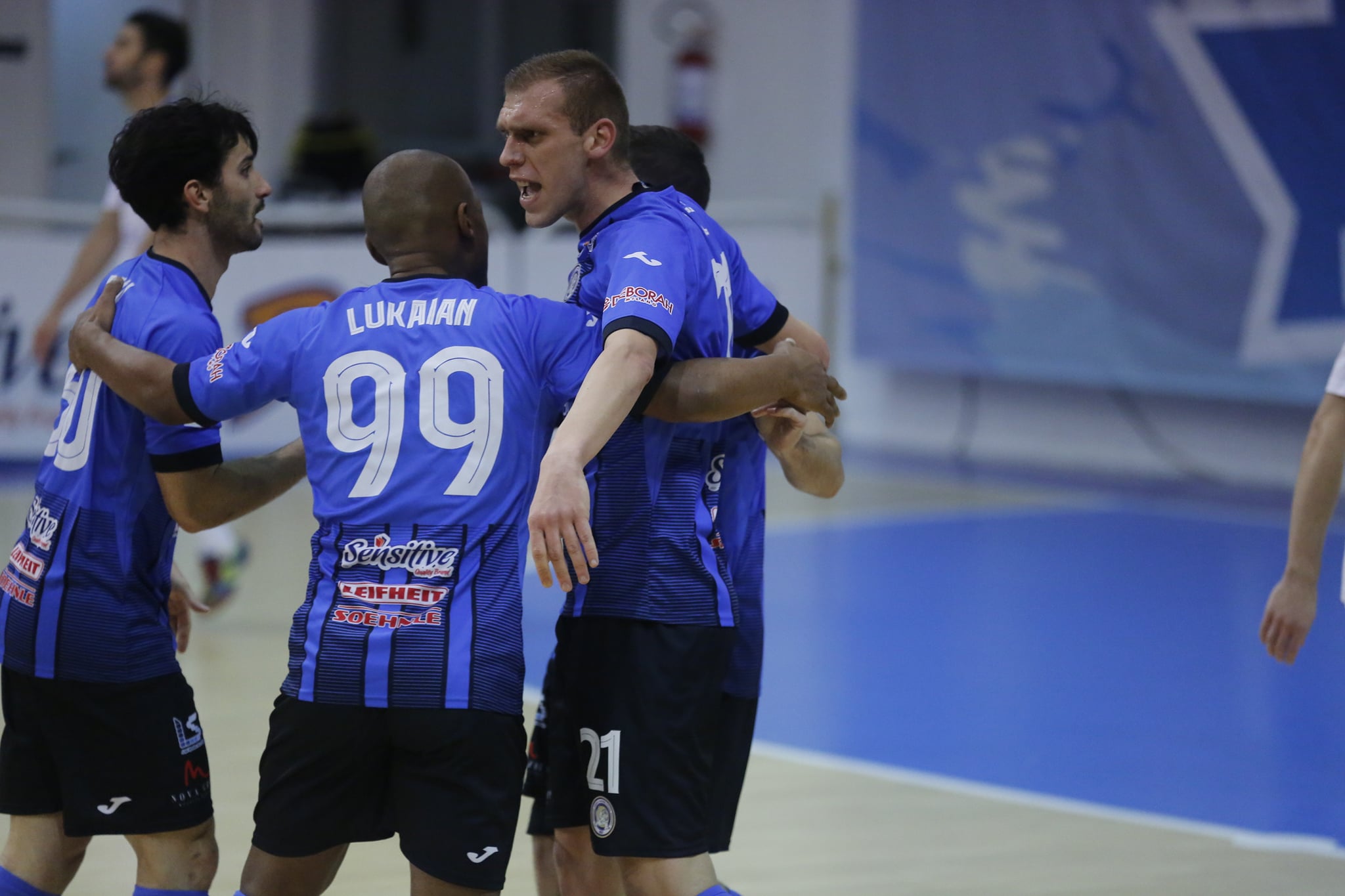 Futsal. Acqua&Sapone Unigross:un pari (6-6) con tante emozioni contro il Matera