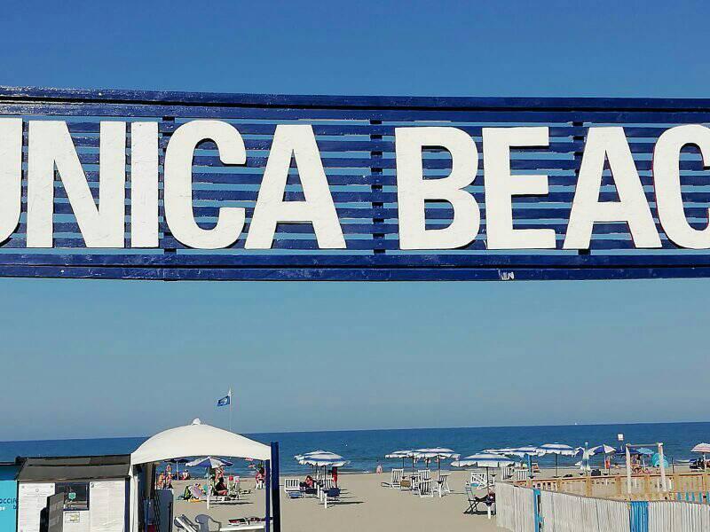 Giulianova. “Unica Beach” e polemiche: l’Assessore Di Carlo risponde a Giusy Branella