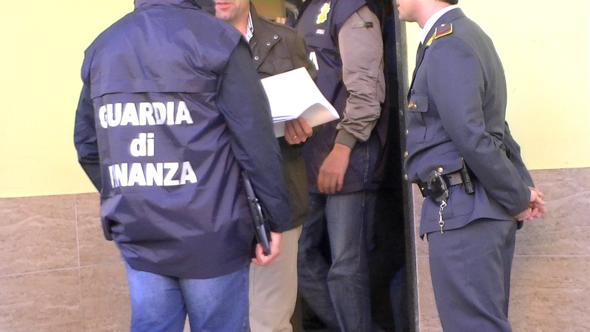 Appalti Asl di Pescara: la GDF arresta tre persone per corruzione, istigazione e turbativa