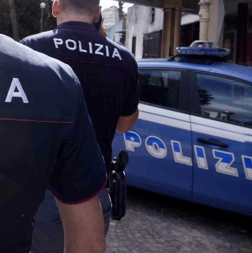 Ragazza sequestrata a Pescara e liberata dalla Polizia di Stato a Gorizia. Due gli arrestati