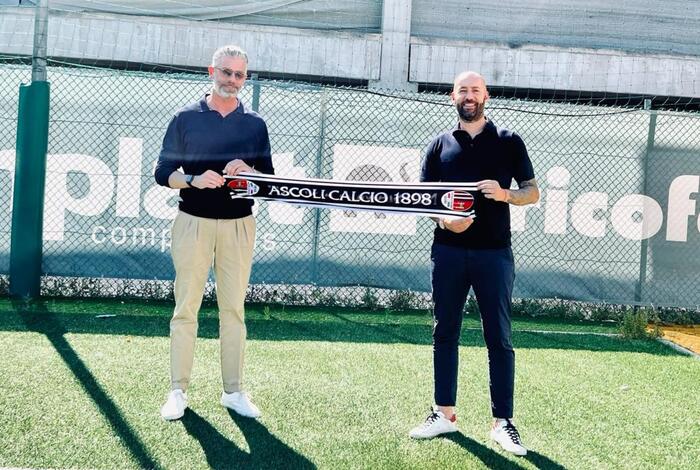 Marche Sport. Cristian Bucchi è il nuovo allenatore dell’Ascoli Calcio al posto di Sottil approdato all’Udinese