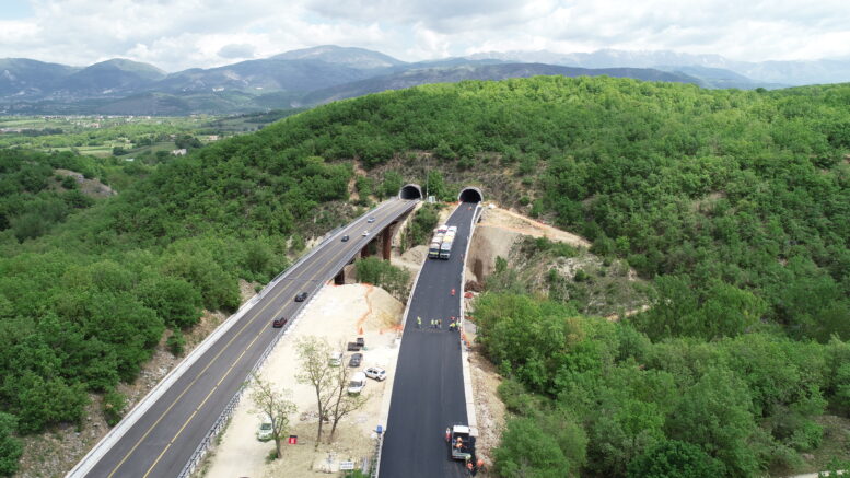 Abruzzo A24: da Lunedì notte riaprono il viadotto e la Galleria Genzano