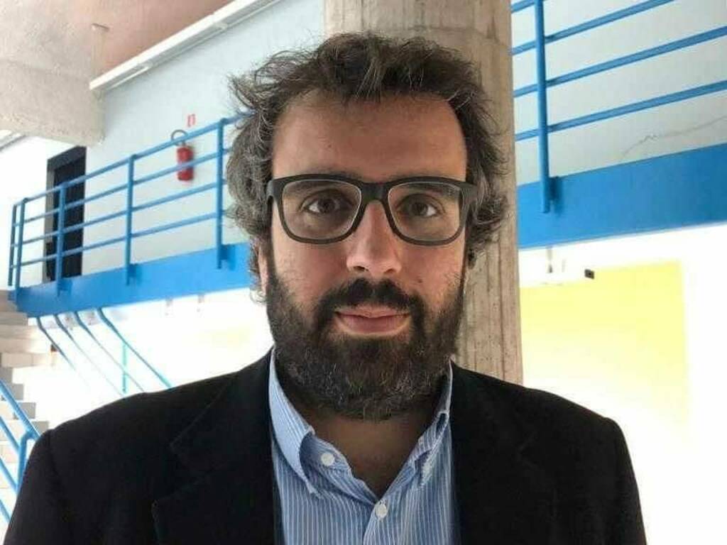 Grave lutto nella politica teramana: a soli 41 anni è morto il capogruppo in Consiglio comunale Massimo Speca