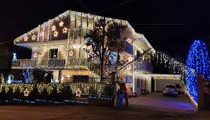 Roseto. Torna la “Casa di Babbo Natale”: più luci e quest’anno anche spettacoli  con letterine inviate dai bambini