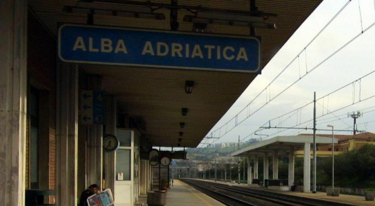Tragico incidente ad Alba Adriatica: una giovane donna muore travolta dal treno