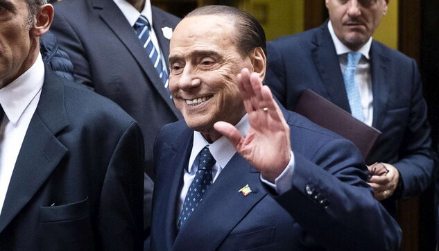 Nazionali. Silvio Berlusconi ricoverato al San Raffaele di Milano in terapia intensiva per problemi cardio vascolari