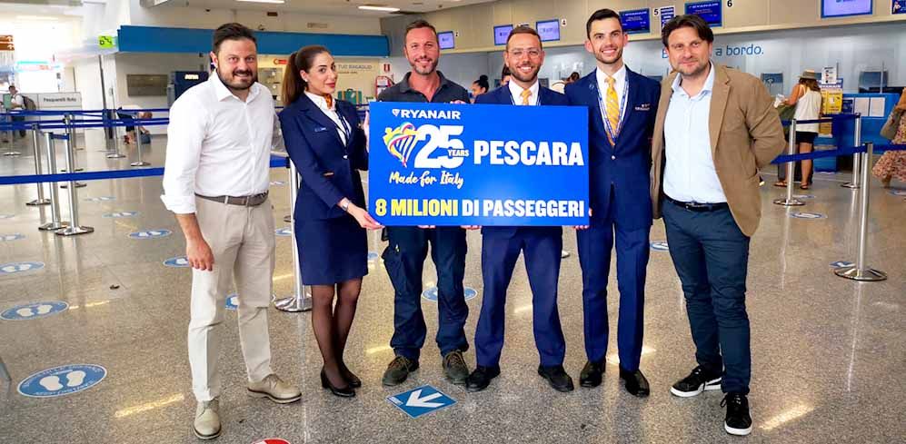 Aeroporto D’Abruzzo: si festeggia i 25 anni di Ryanair e 22 con la struttura abruzzese