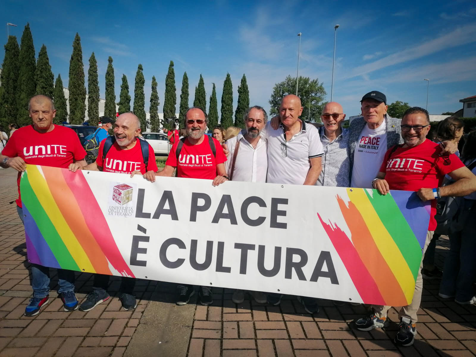 Università di Teramo. Il Rettore Mastrocola ha partecipato alla marcia per la pace Arezzo/Rondine. Siglata convenzione 