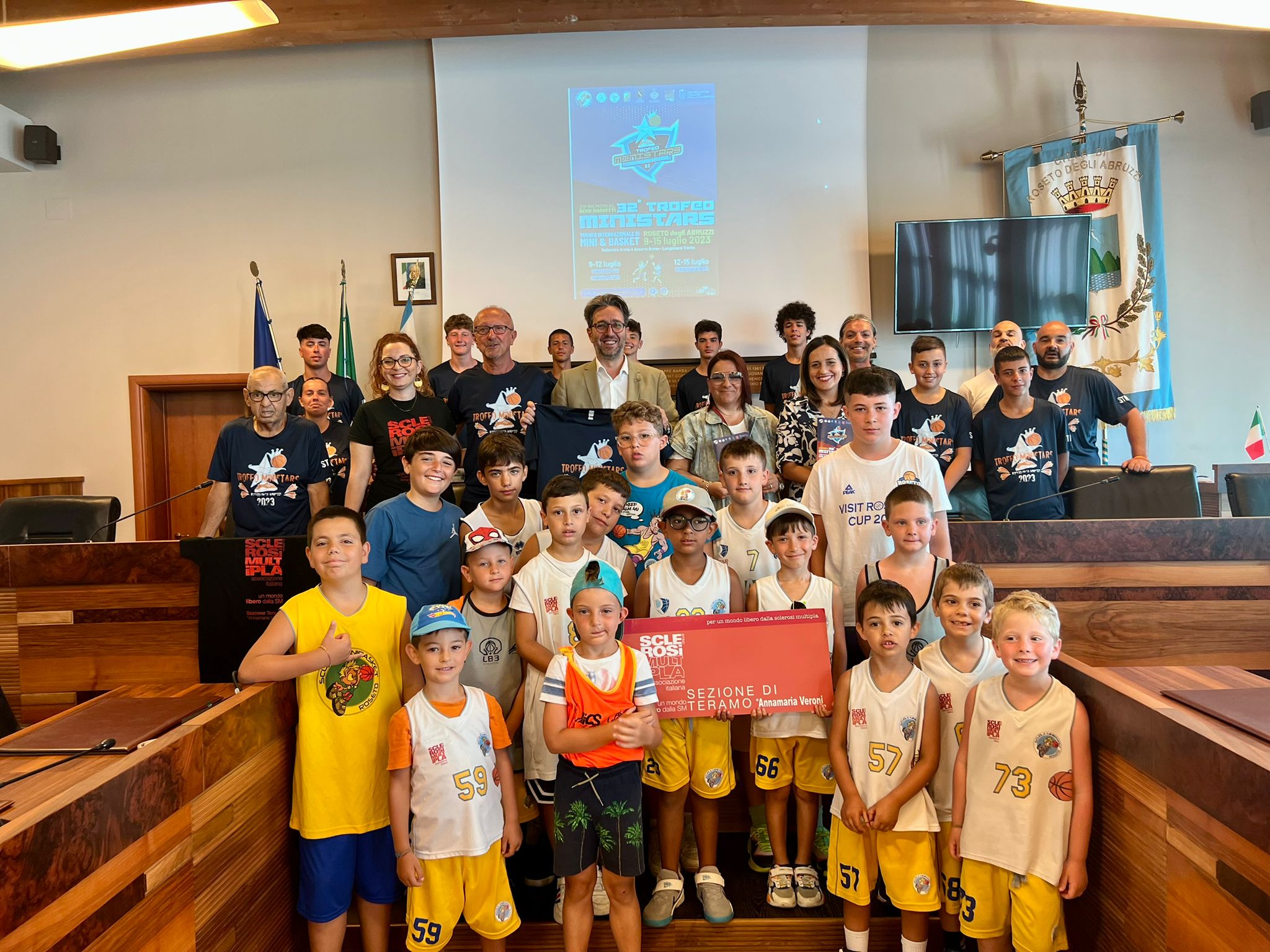 Basket a Roseto. Tra sport e solidarietà al via domenica il 32° “Trofeo Ministars-Memorial Remo Maggetti”