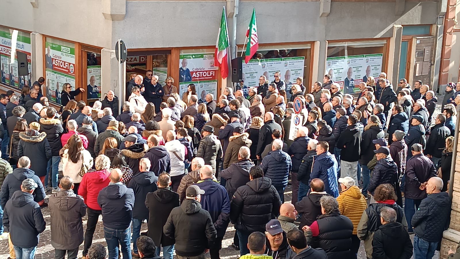 Abruzzo verso le regionali: inaugurata ad Atri la sede del Candidato Gabriele Astolfi(Forza Italia) 