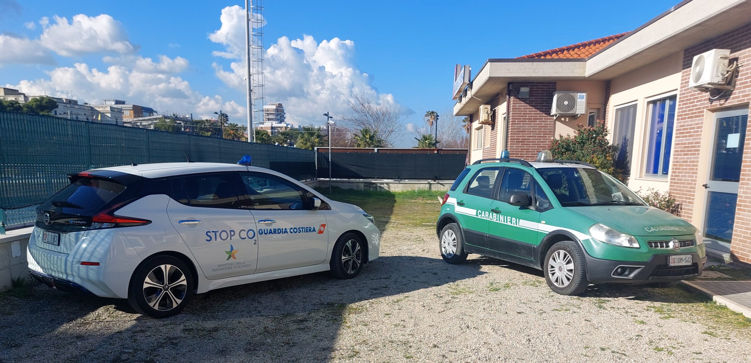 Carabinieri Forestali e Guardia Costiera di Teramo e Giulianova scoprono illeciti ambientali in un’azienda