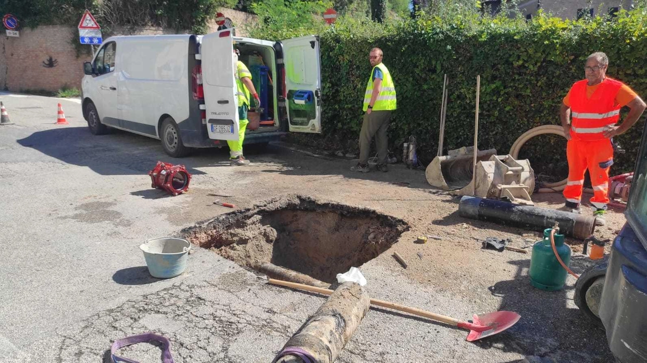 Marche. Pesaro: a Monteciccardo acqua non potabile e il Sindaco Biancani firma l’ordinanza Marche. Pesaro: a Monteciccardo acqua non potabile e il Sindaco Biancani firma l’ordinanza